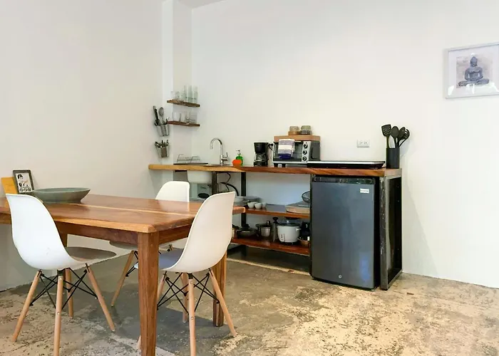 Salt Apartment *